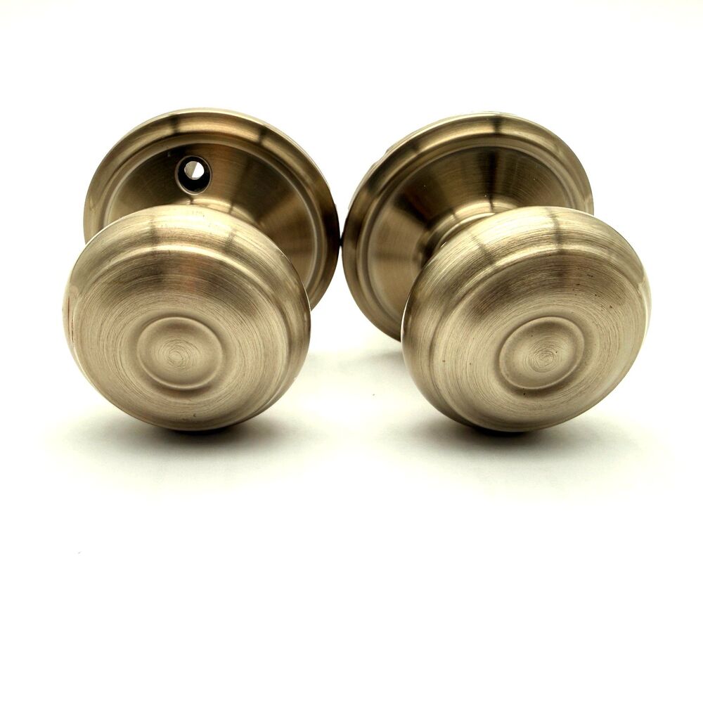 Schlage Interior Door Knob Set Satin Nickel w/ Latch Hardware Used